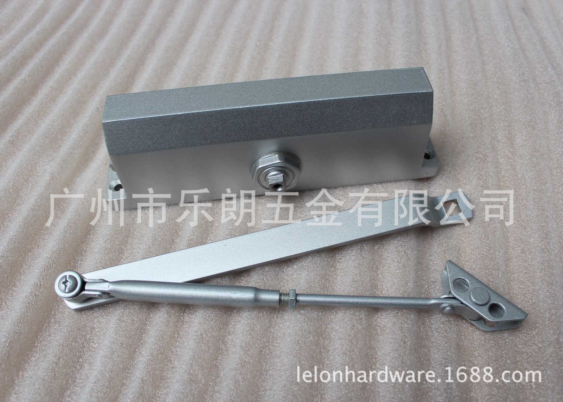 草莓视频软件污草莓视频官网下载地址RDC-05 重型方背闭门器