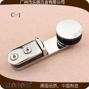 草莓视频软件污淋浴C系列